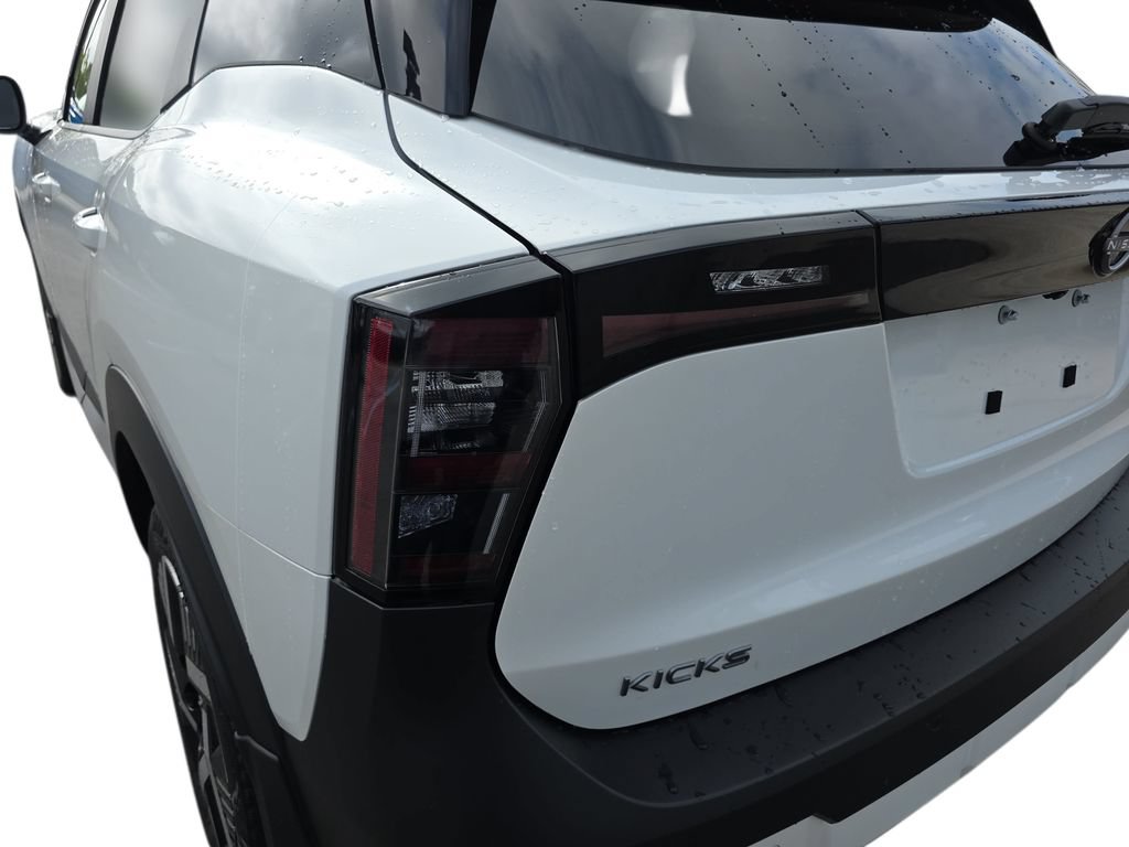 New 2026 Nissan Kicks SV w/ SV Premium Package FWD image 34