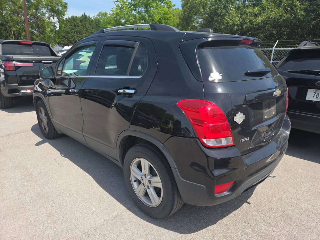 Used 2019 Chevrolet Trax LT w/ LT Convenience Package FWD image 6