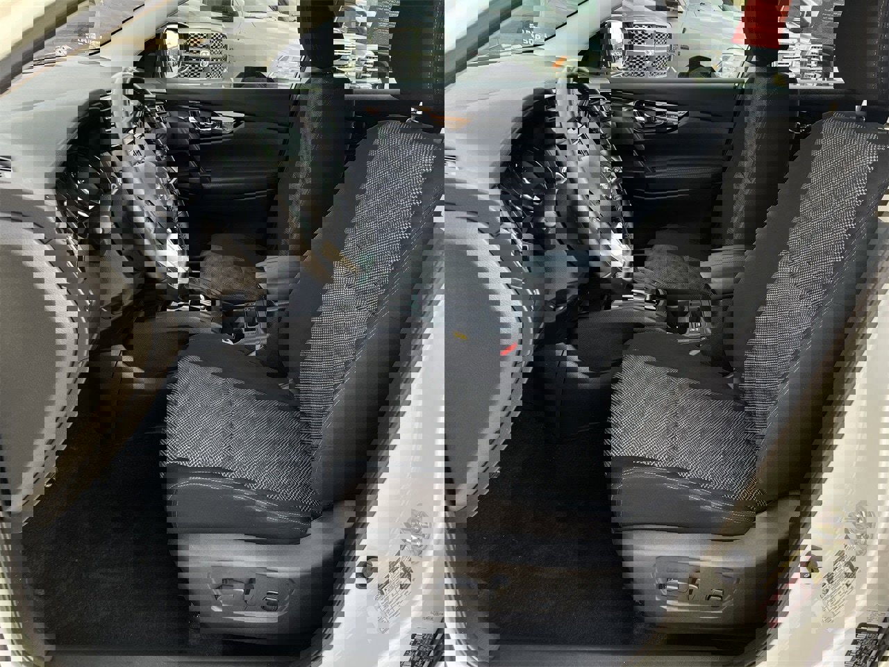 Certified 2021 Nissan Rogue Sport SV image 22