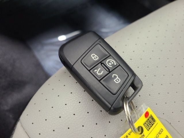 Used 2021 Volkswagen Jetta R-Line FWD image 37