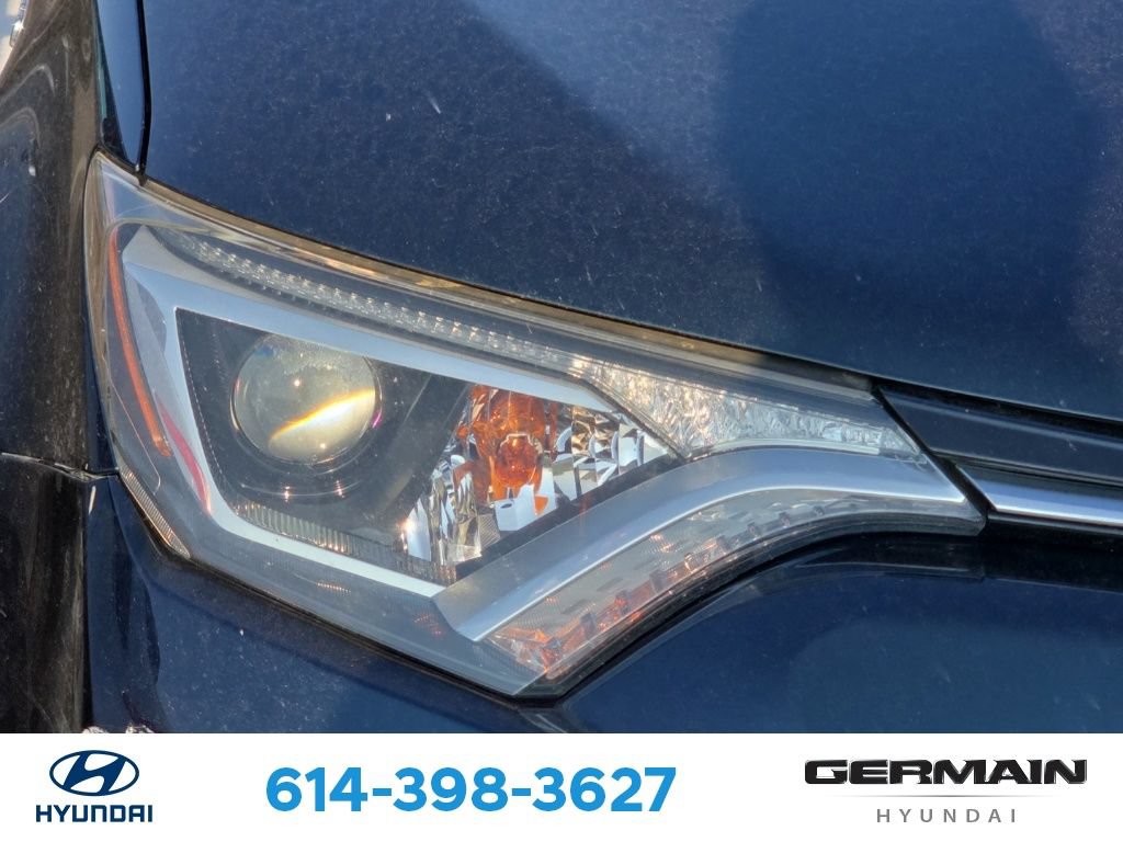 Used 2018 Toyota RAV4 XLE w/ Convenience Package AWD/4WD image 14