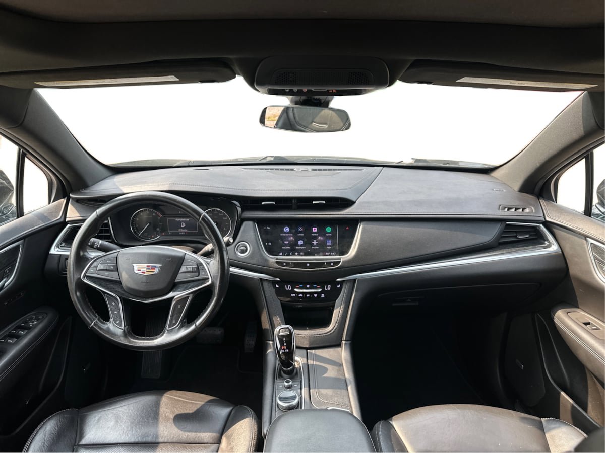 Used 2020 Cadillac XT5 Premium Luxury FWD image 37