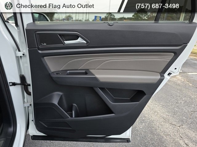 Used 2021 Volkswagen Atlas Cross Sport SEL Premium image 54