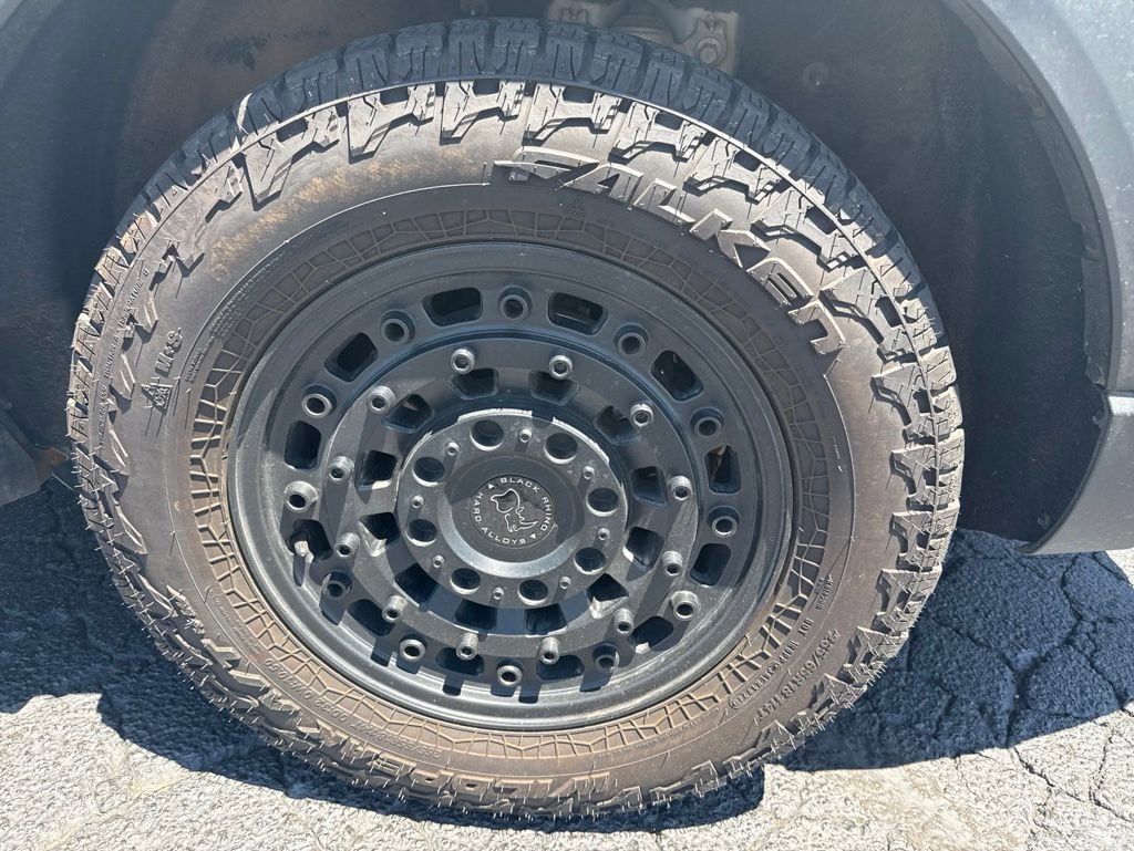 Used 2022 Ford Explorer Platinum w/ Equipment Group 601A AWD/4WD image 8