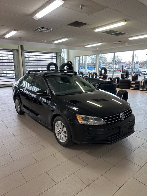 Used 2015 Volkswagen Jetta TDI SE image 2