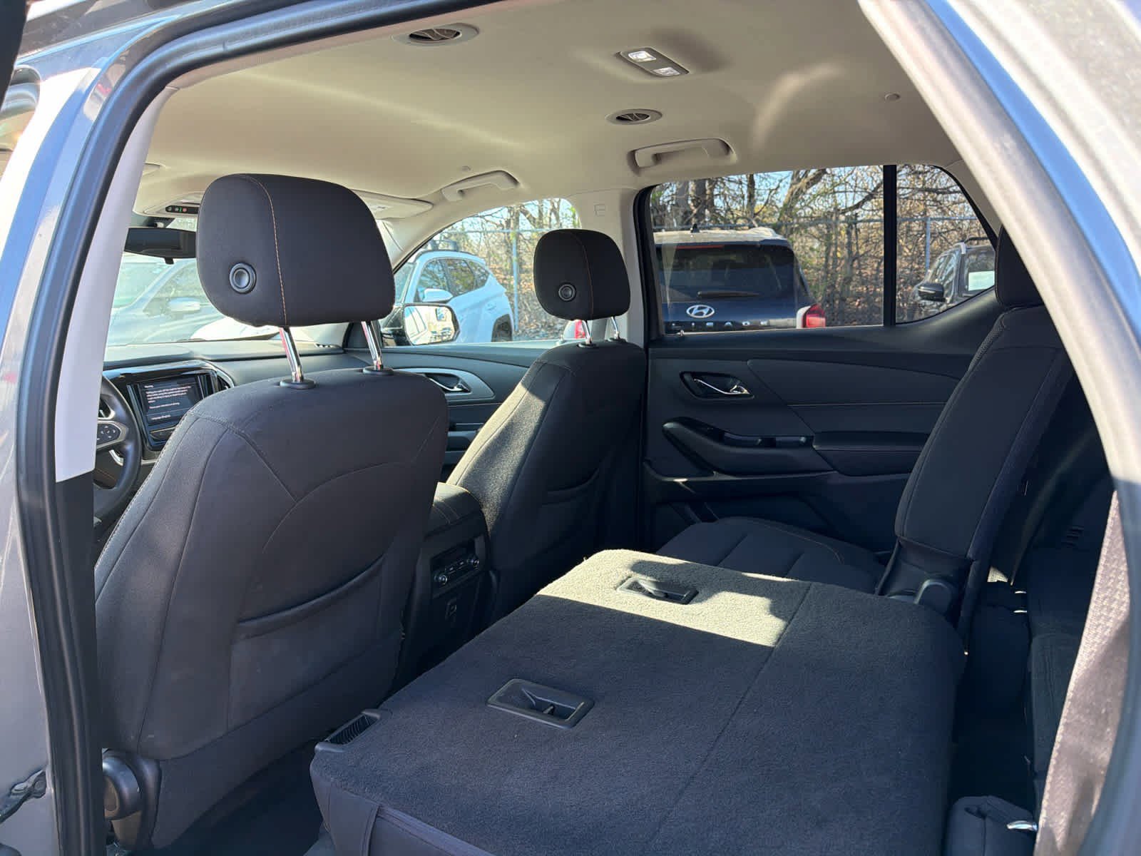Used 2020 Chevrolet Traverse LS AWD/4WD image 6