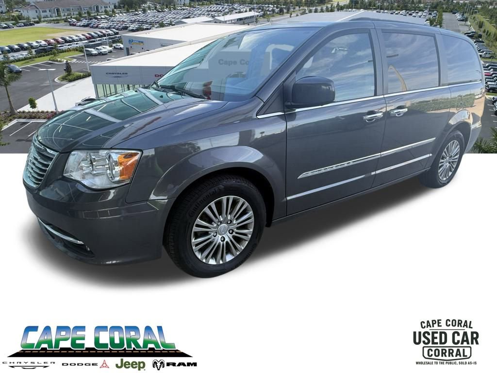 Used 2016 Chrysler Town & Country Touring w/ Driver Convenience Group