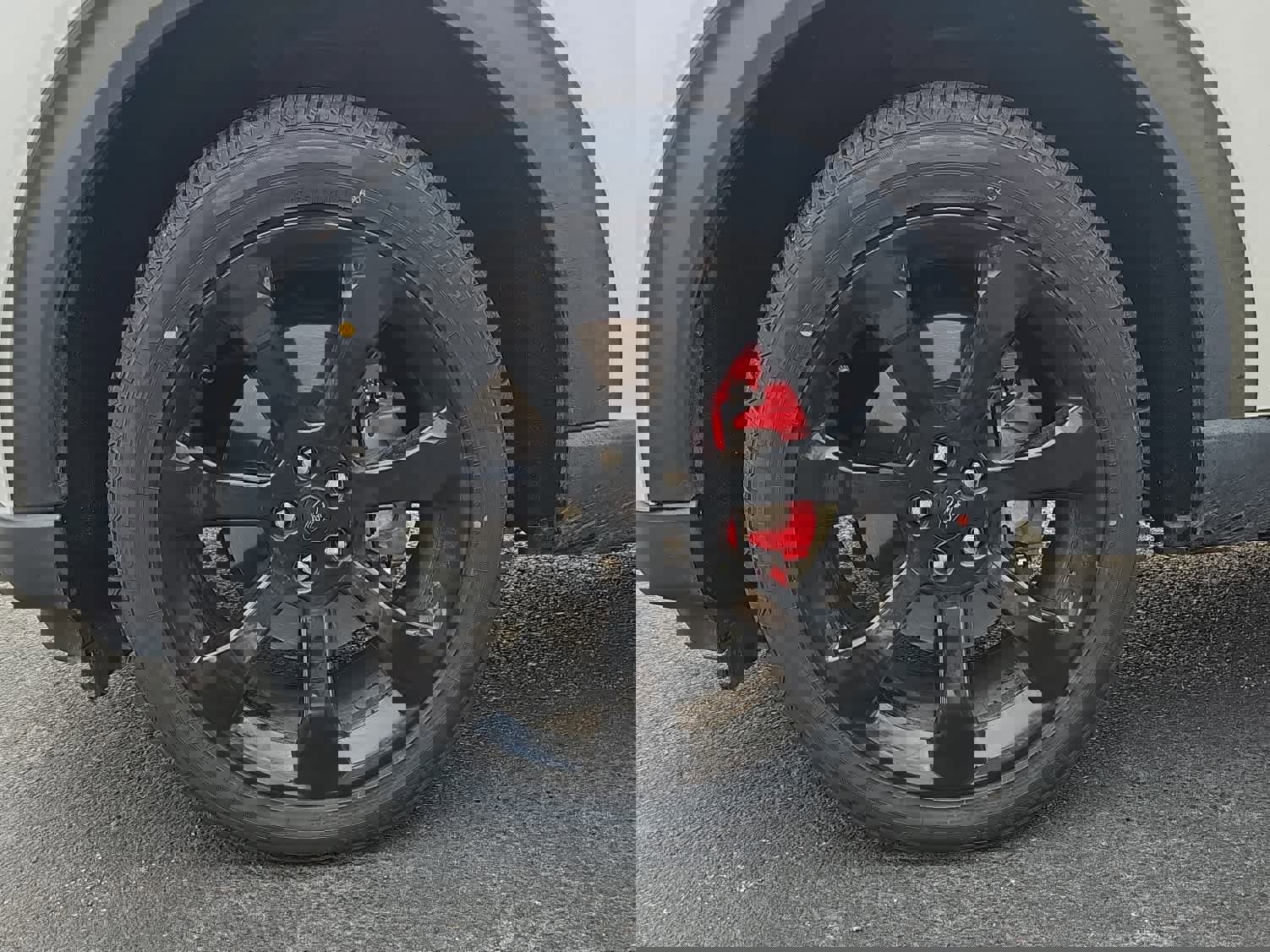 Used 2022 Ford Explorer ST w/ Equipment Group 401A image 9