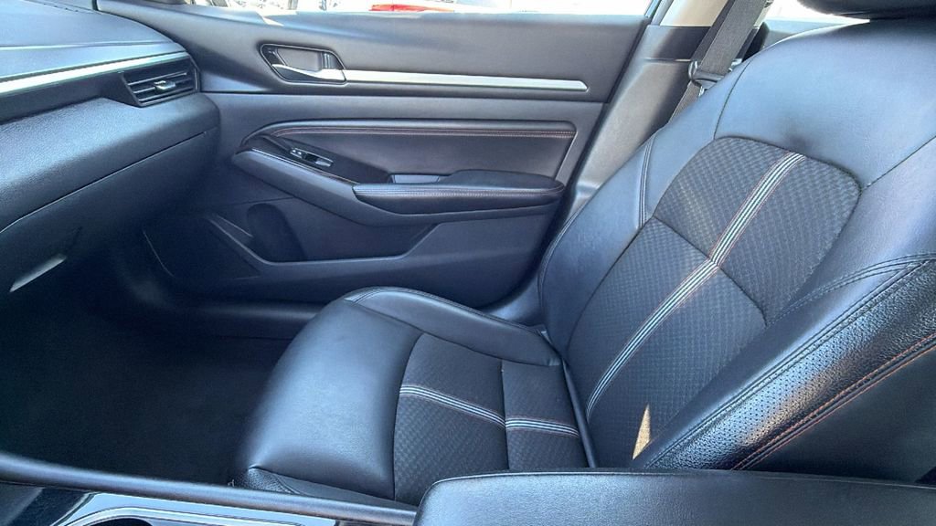 Used 2023 Nissan Altima 2.5 SR image 23