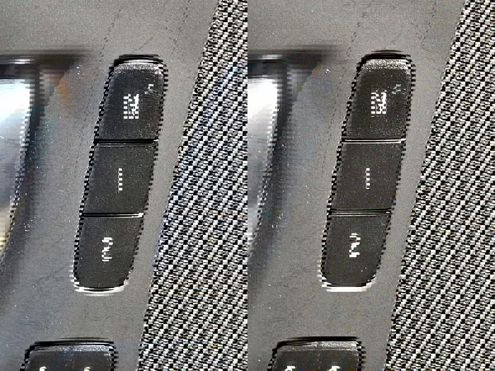 Certified 2023 Volvo V60 B5 Cross Country Plus image 25