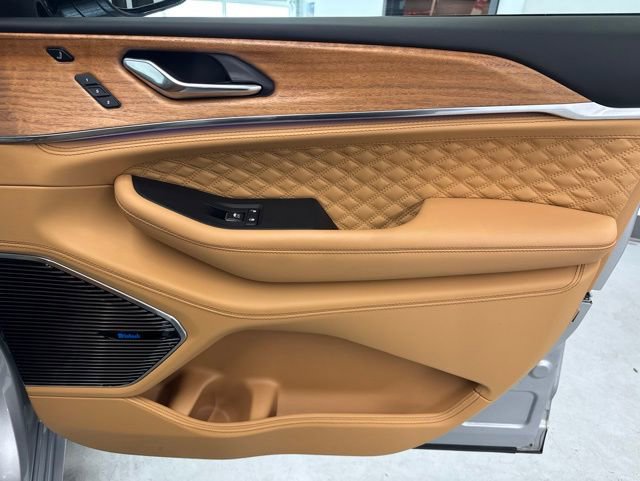 Used 2025 Jeep Grand Cherokee Summit AWD/4WD image 27