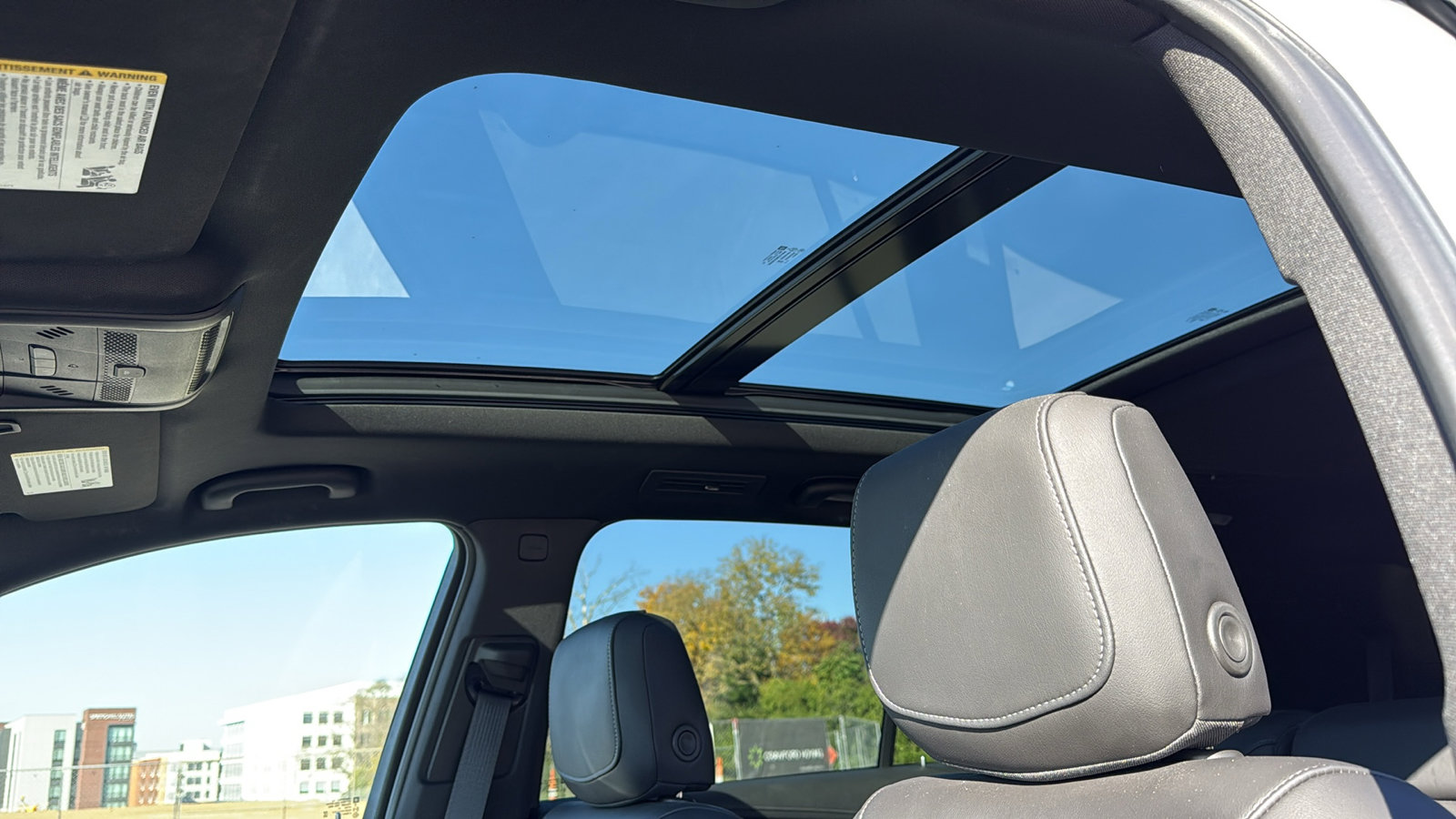 Used 2022 Cadillac XT6 Premium Luxury w/ Technology Package image 28