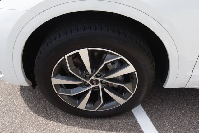 Used 2025 Audi Q5 2.0T Premium Plus image 12
