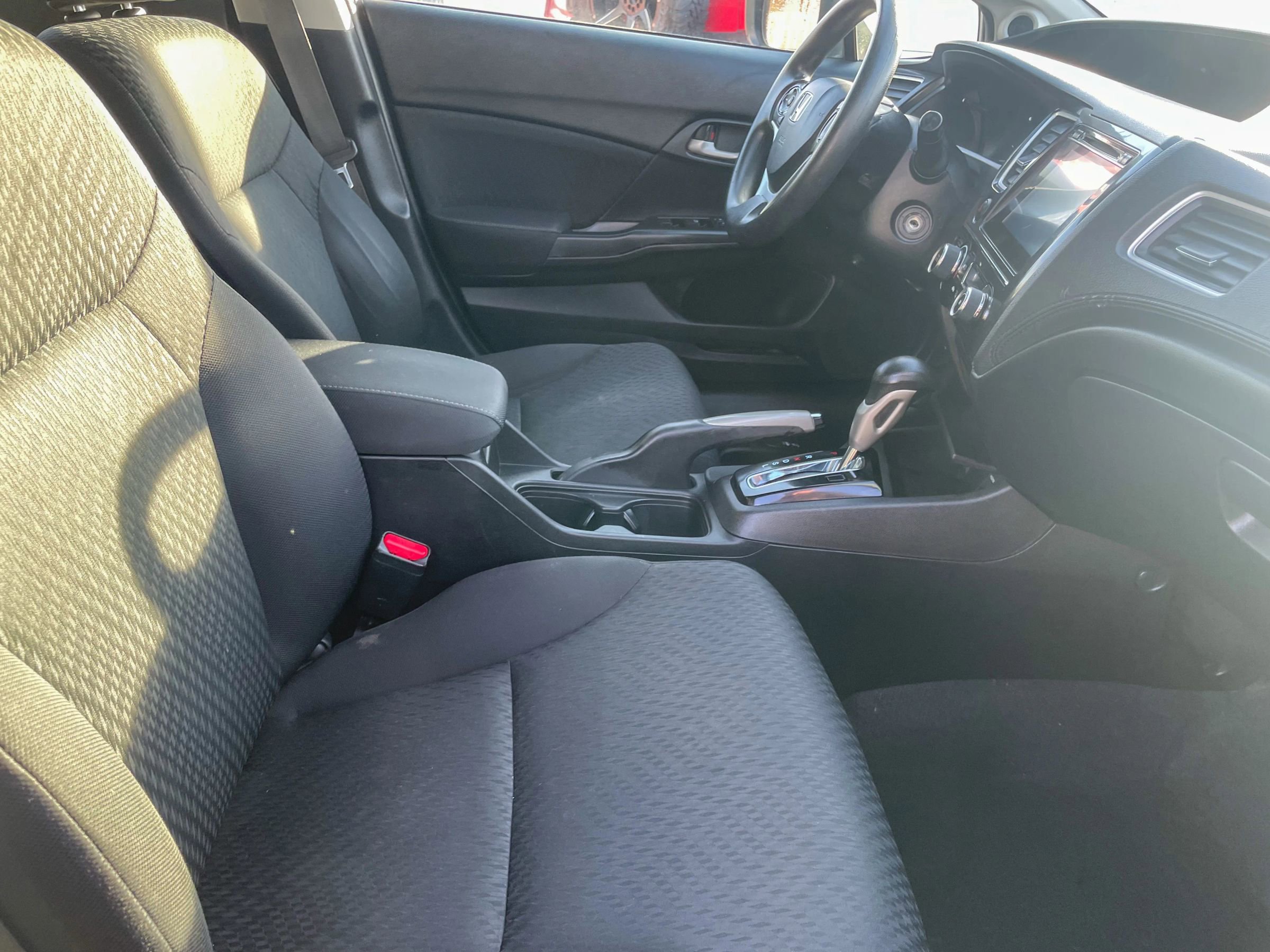 Used 2015 Honda Civic SE image 18