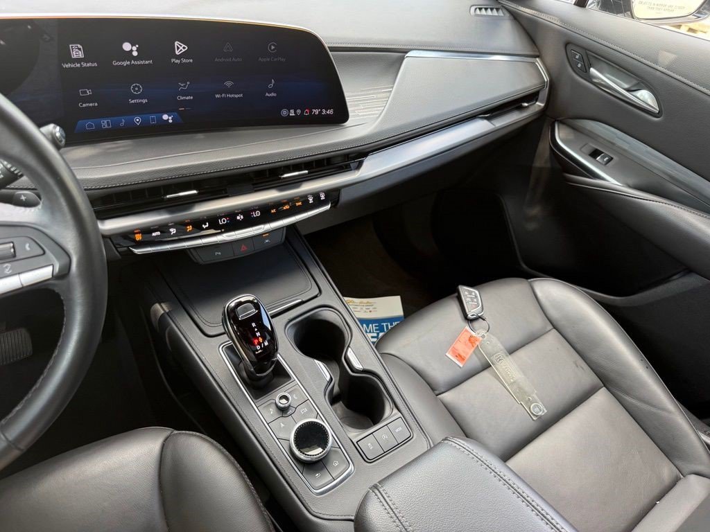 Certified 2025 Cadillac XT4 Premium Luxury FWD image 30