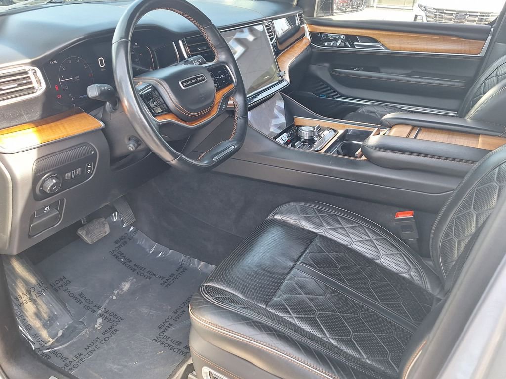 Used 2023 Jeep Grand Wagoneer Series III w/ Rear-Seat Entertainment Group image 10