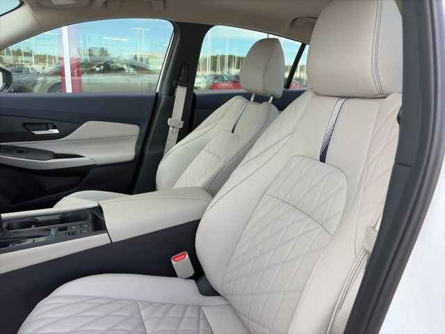 New 2026 Nissan Sentra SL image 9