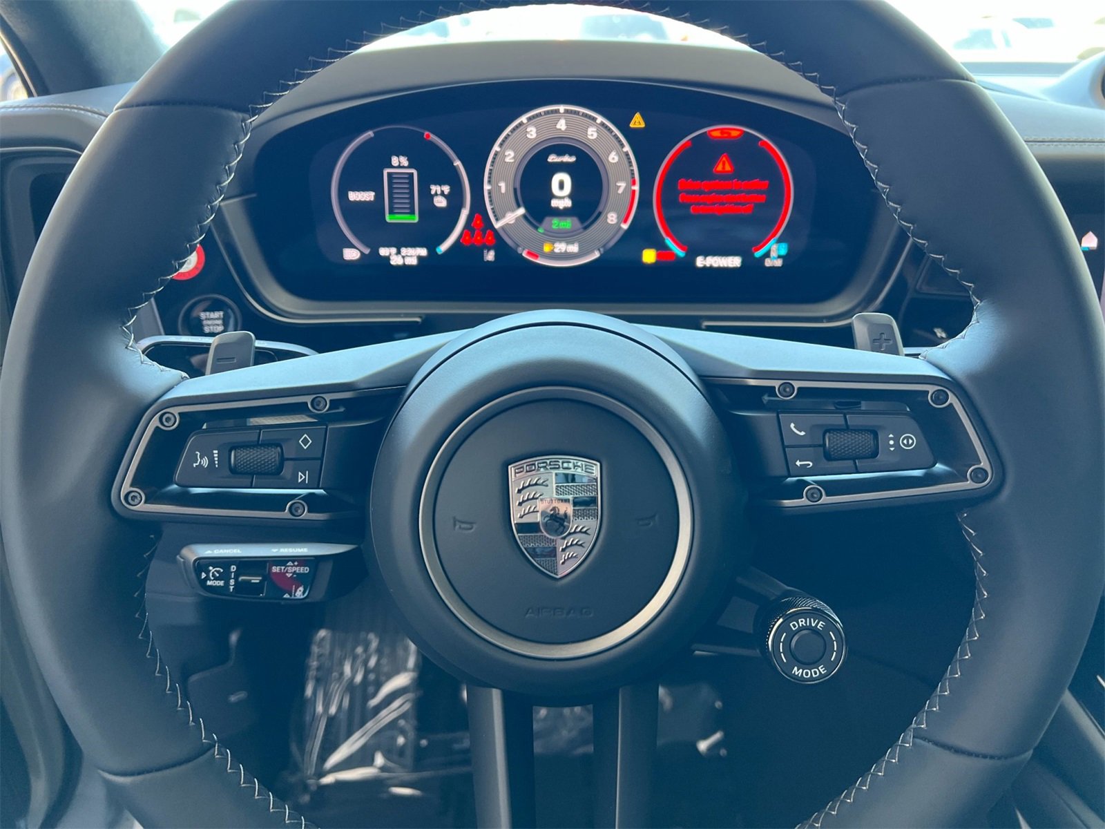 New 2025 Porsche Cayenne Turbo image 28