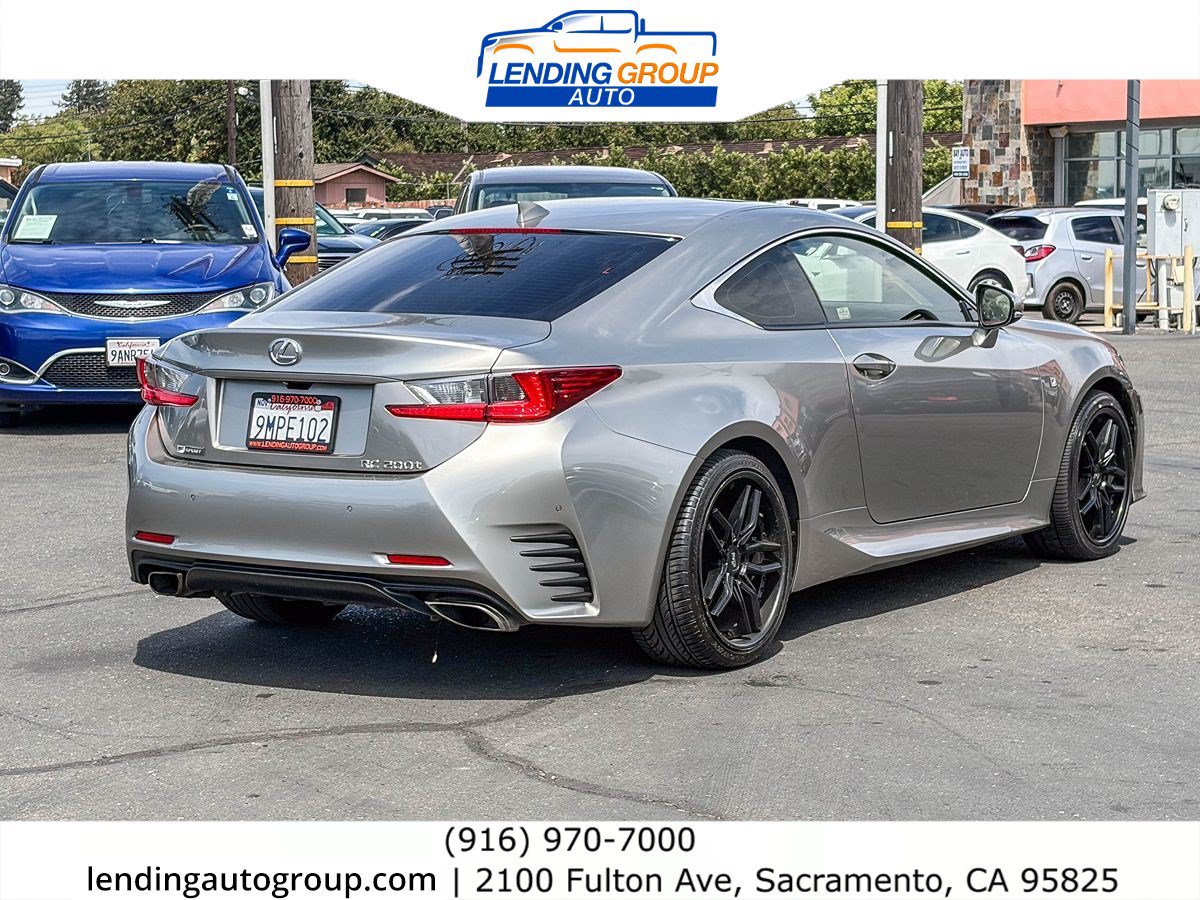 Used 2016 Lexus RC 200t RWD image 4