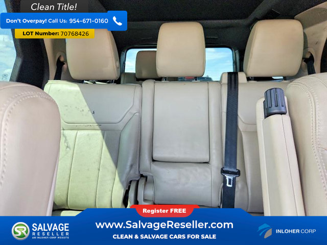 Used 2018 Land Rover Discovery SE AWD/4WD image 13