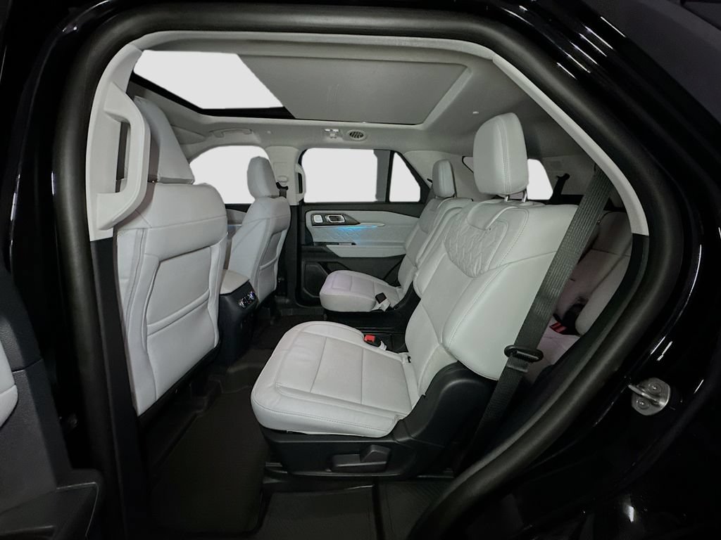 New 2026 Ford Explorer Platinum w/ LUX Leather Package AWD/4WD image 27