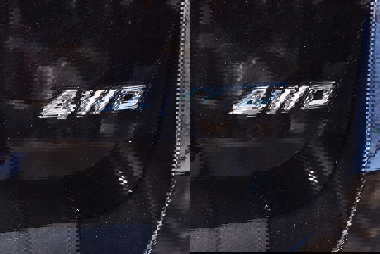 Used 2023 Ford Explorer XLT w/ Equipment Group 202A image 39