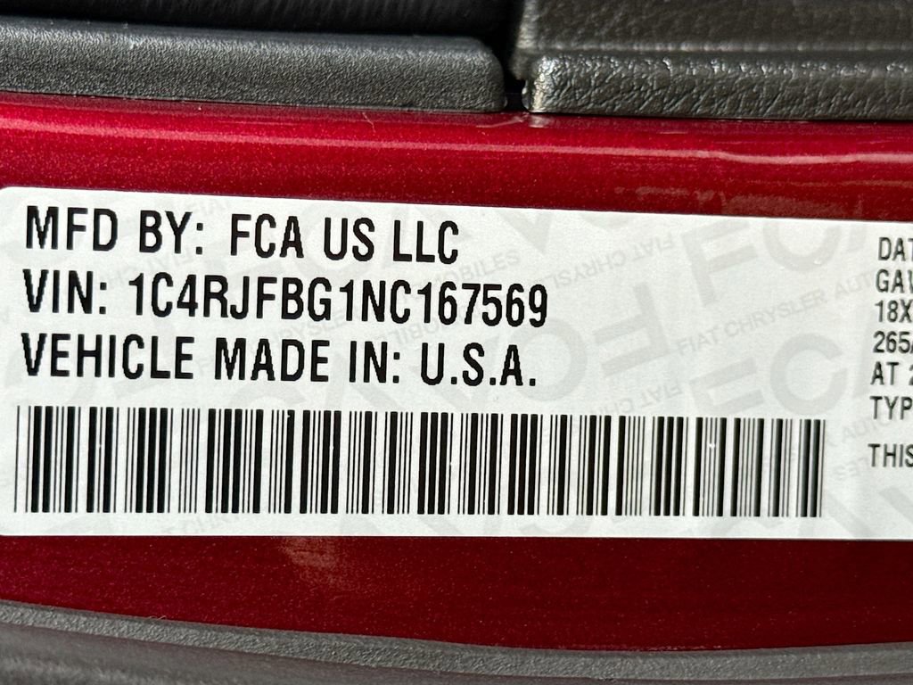 Used 2022 Jeep Grand Cherokee Limited AWD/4WD image 28