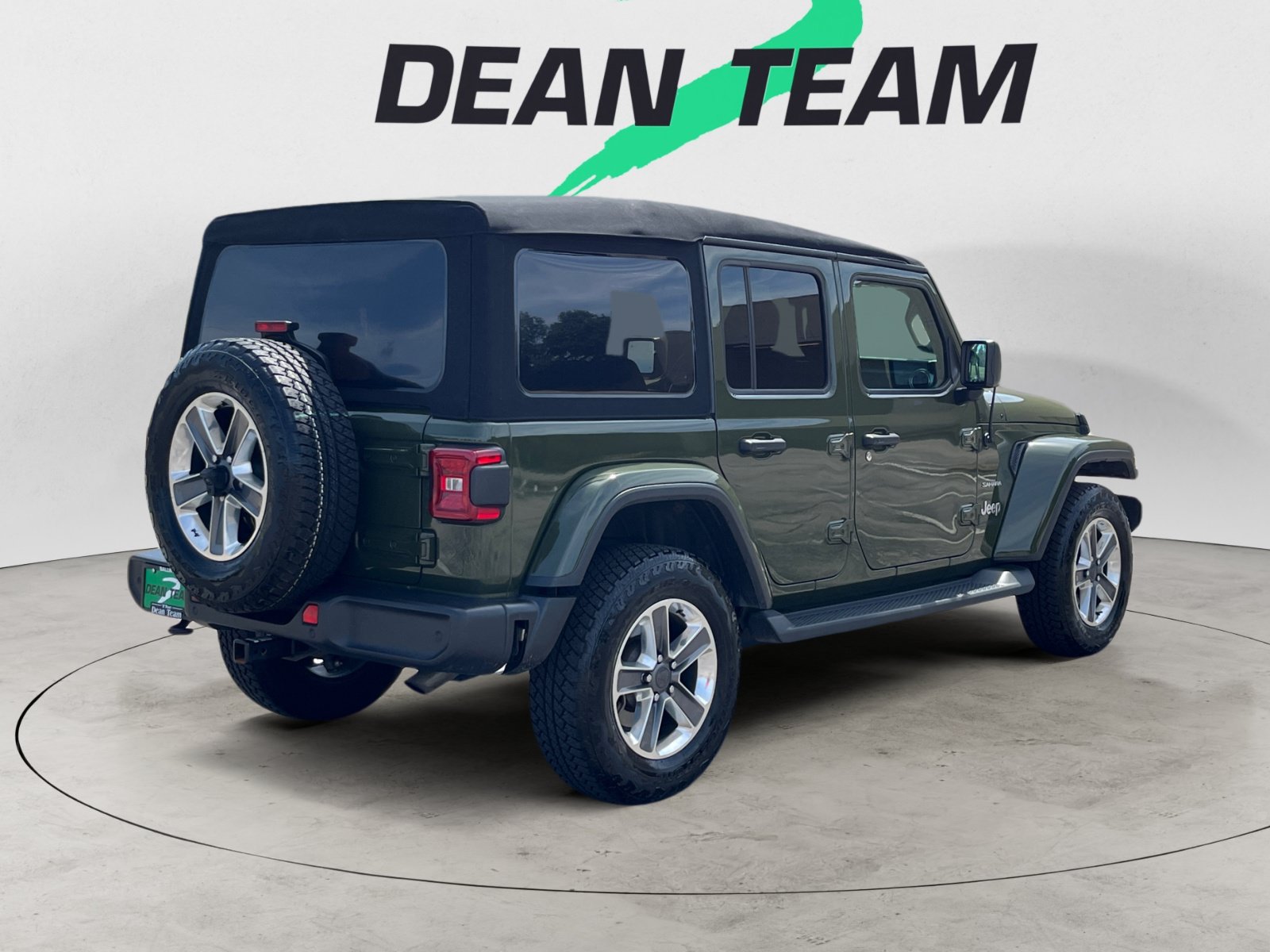 Used 2021 Jeep Wrangler Unlimited Sahara AWD/4WD image 8