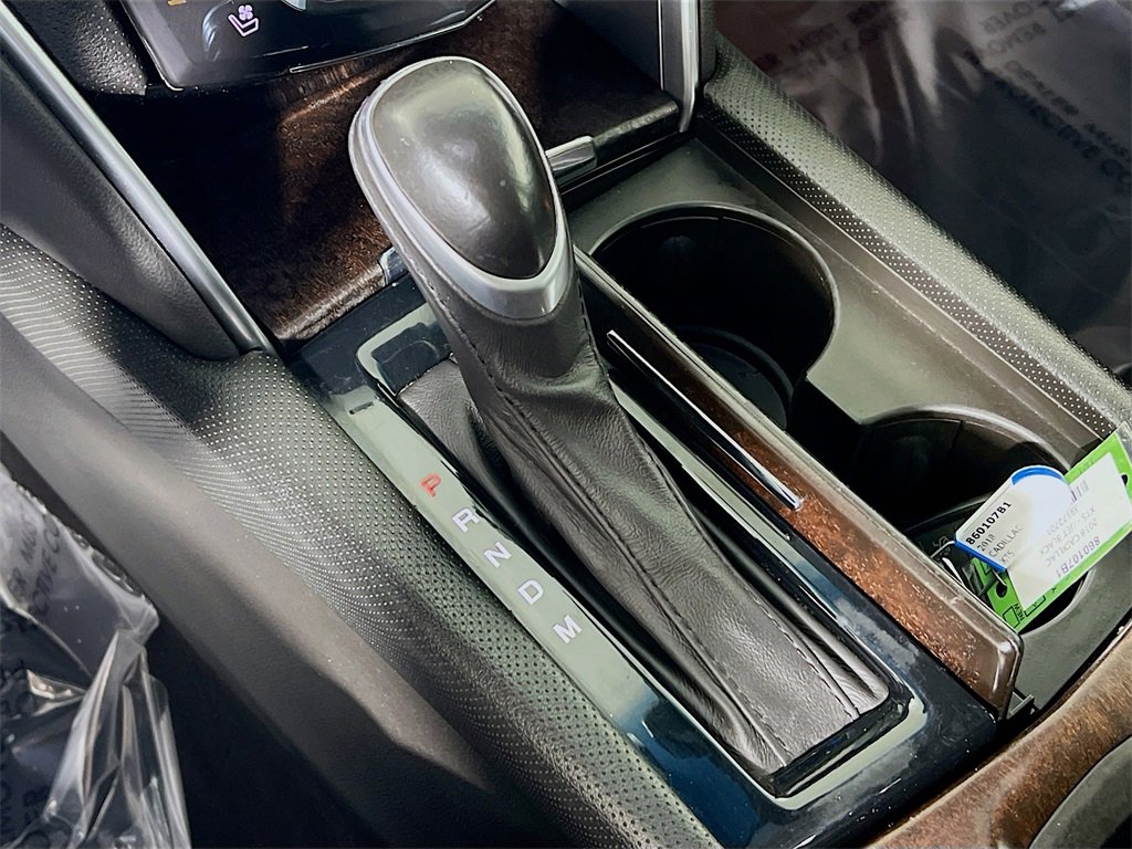 Used 2018 Cadillac XTS Luxury image 17