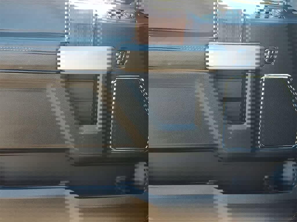 Used 2016 Ford F150 Lariat image 16