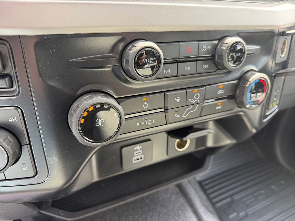 New 2026 Ford F550 4x4 Regular Cab Super Duty image 35