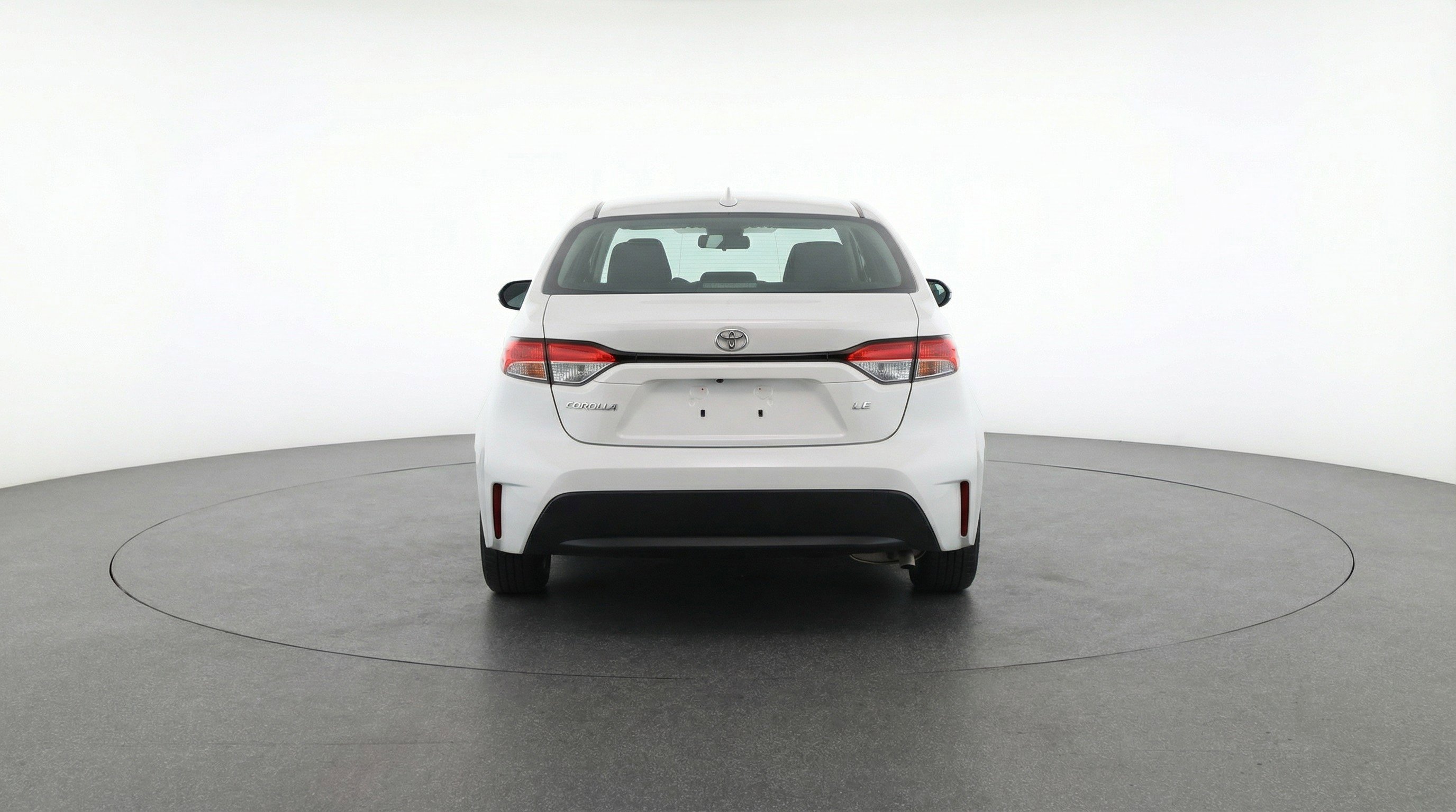 Used 2025 Toyota Corolla LE FWD image 7