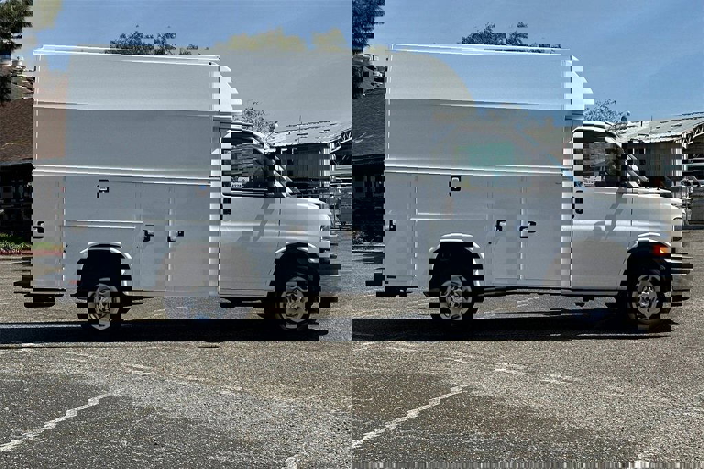 New 2024 Chevrolet Express 3500 w/ Power Convenience Package image 3