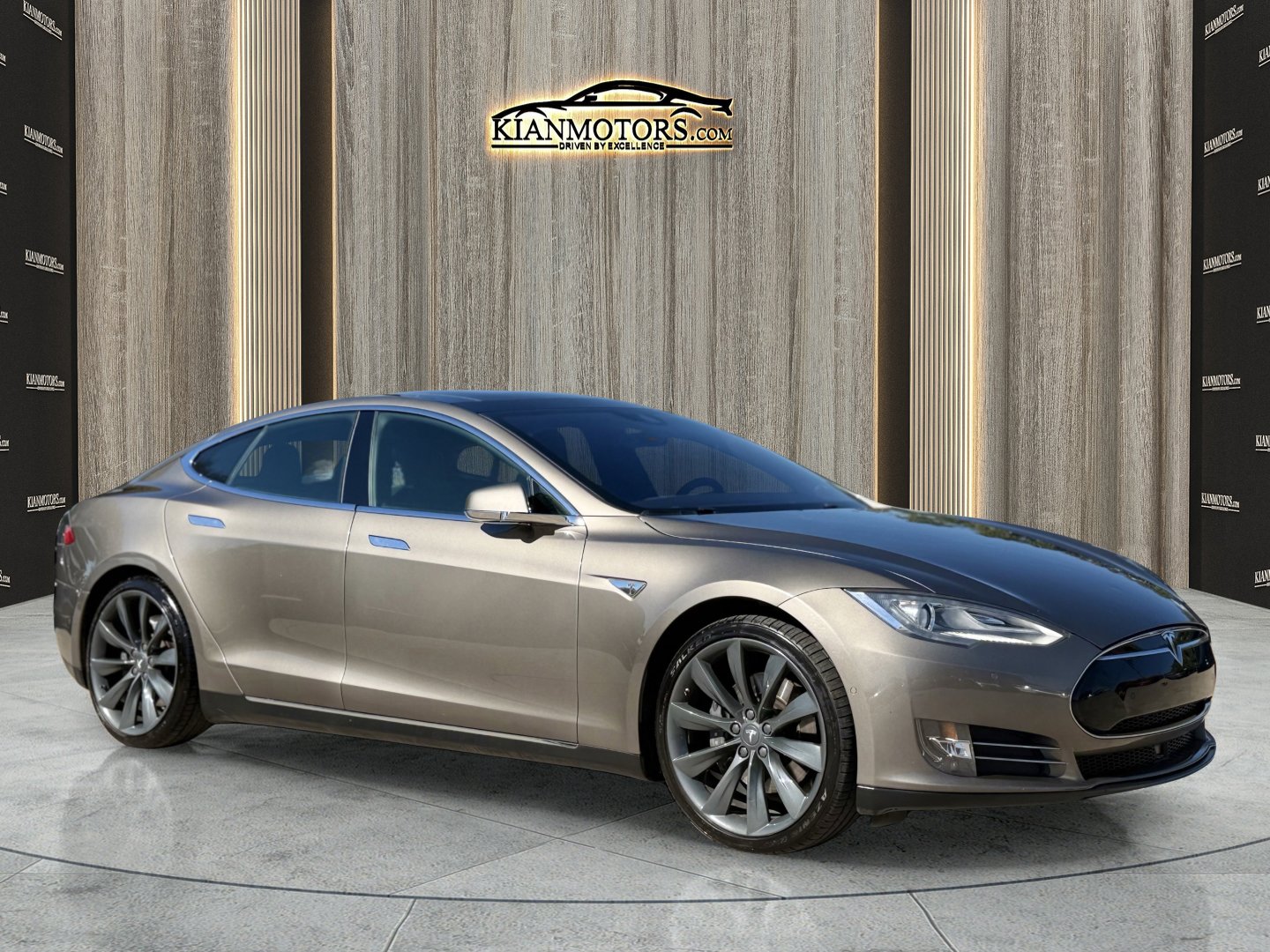 Used 2015 Tesla Model S 70D