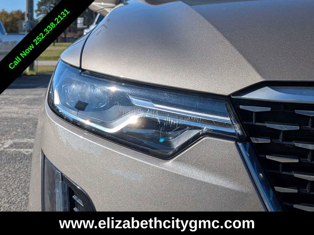 Used 2022 Cadillac XT6 Premium Luxury image 10