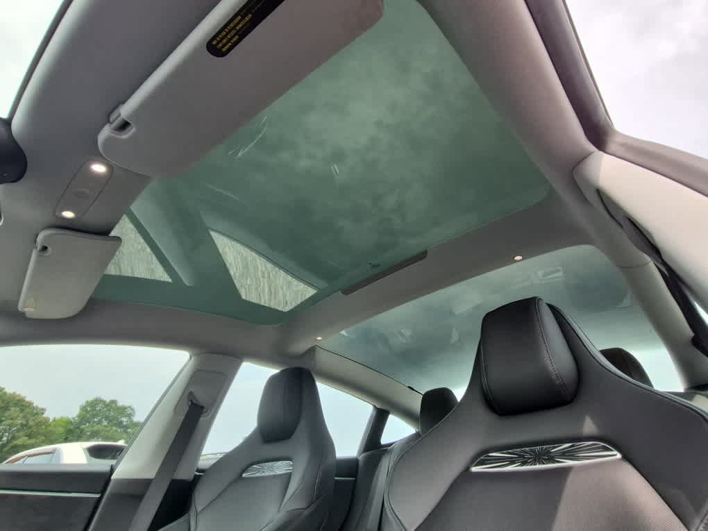 Used 2025 Tesla Model 3 Performance AWD/4WD image 15