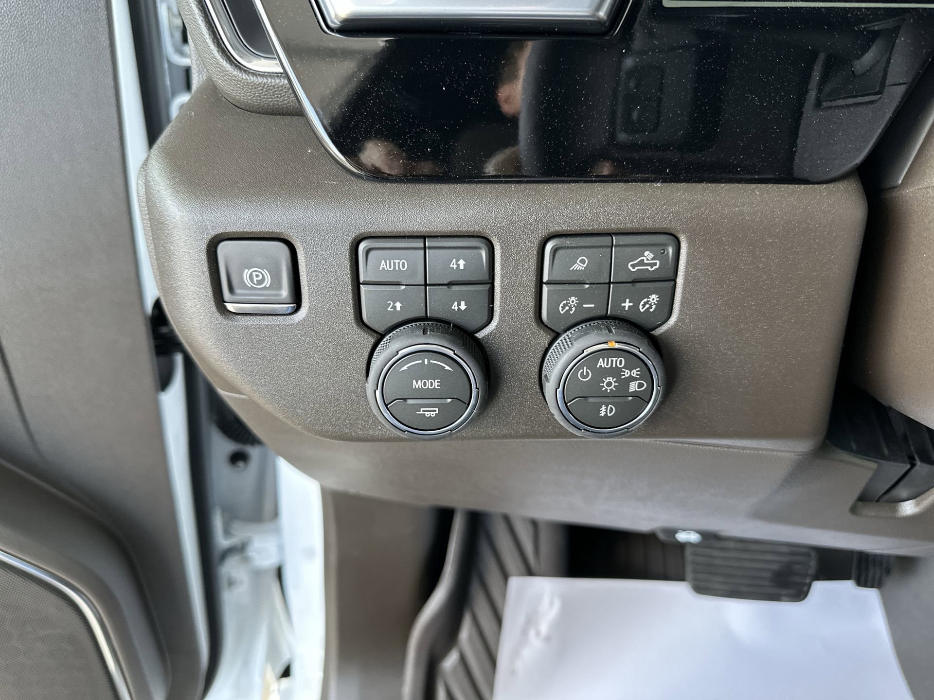 New 2026 Chevrolet Silverado 1500 LT Trail Boss w/ LT Trail Boss Premium Package AWD/4WD image 18