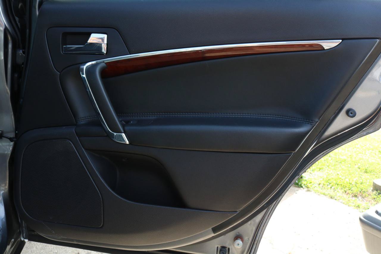 Used 2011 Lincoln MKZ FWD image 37