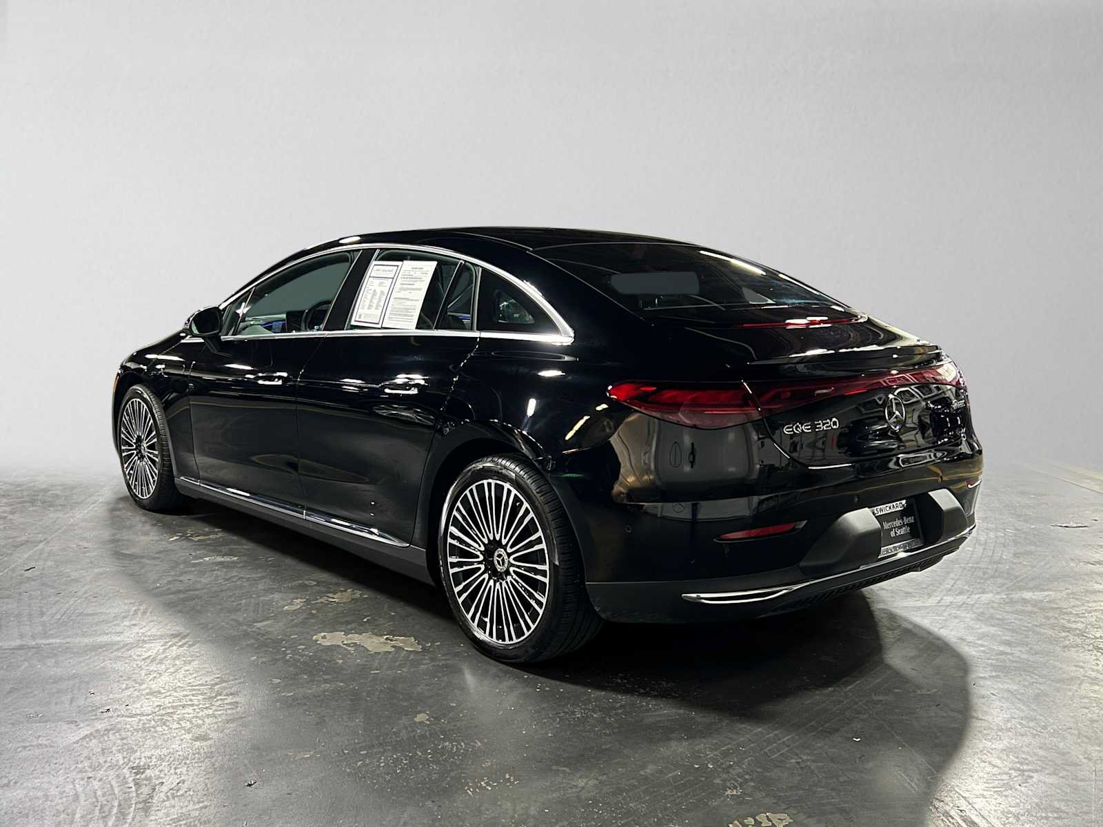 Certified 2026 Mercedes-Benz EQE 320 4MATIC Sedan image 5