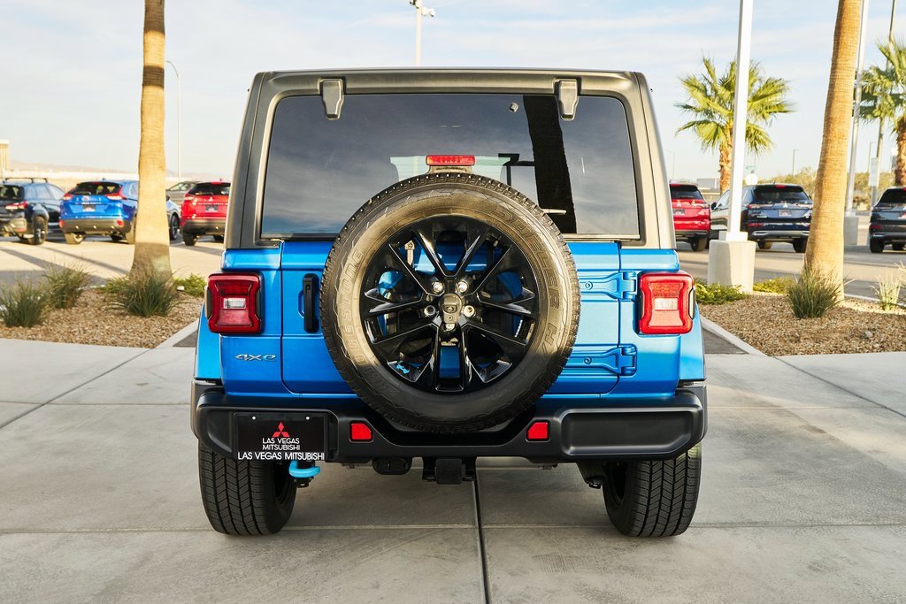 Used 2022 Jeep Wrangler Unlimited Sahara image 9