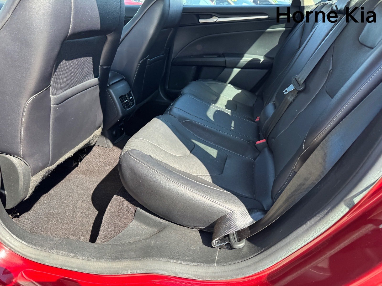 Used 2017 Ford Fusion Titanium FWD image 13