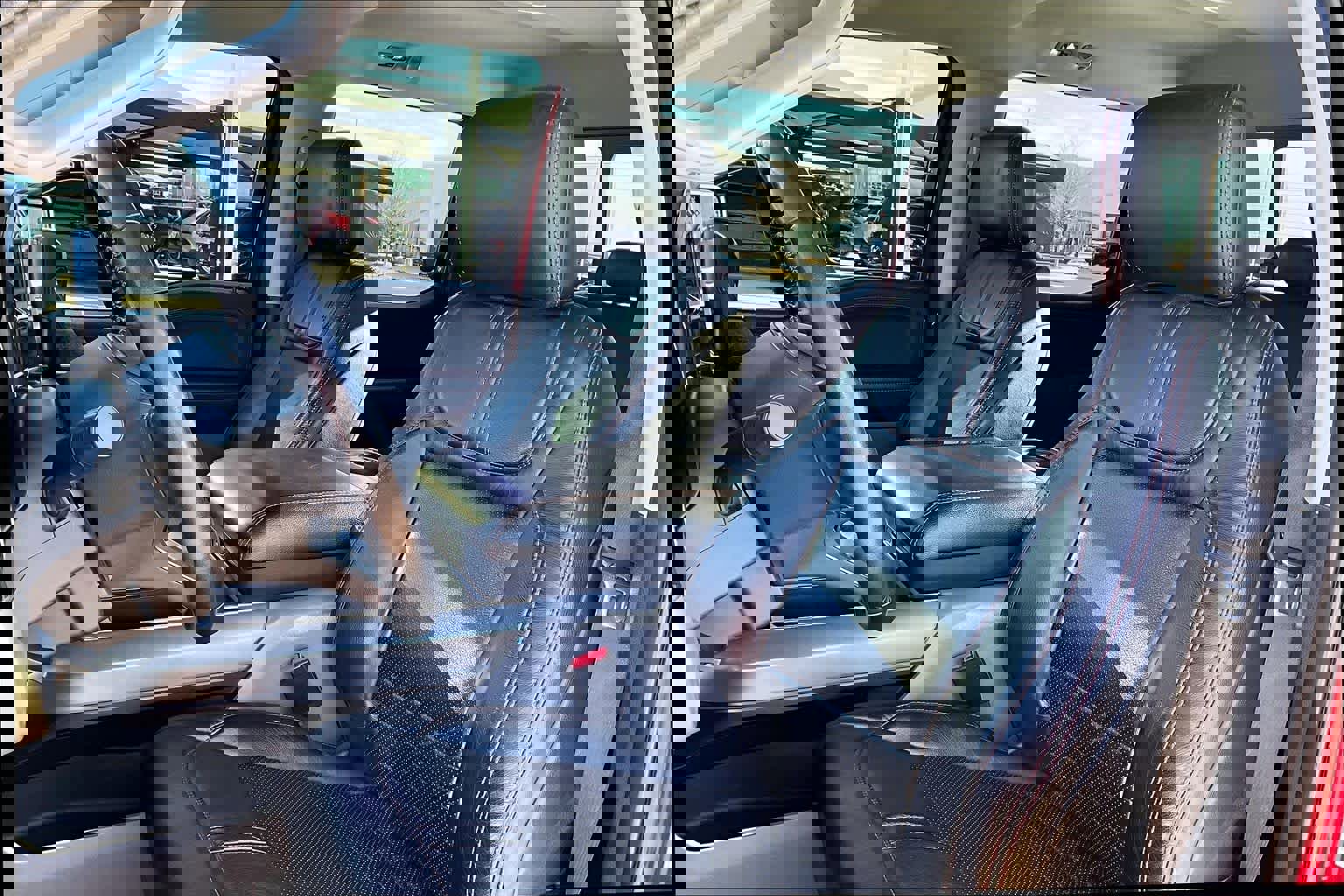 Used 2022 Ford F150 XLT w/ Equipment Group 302A High image 7