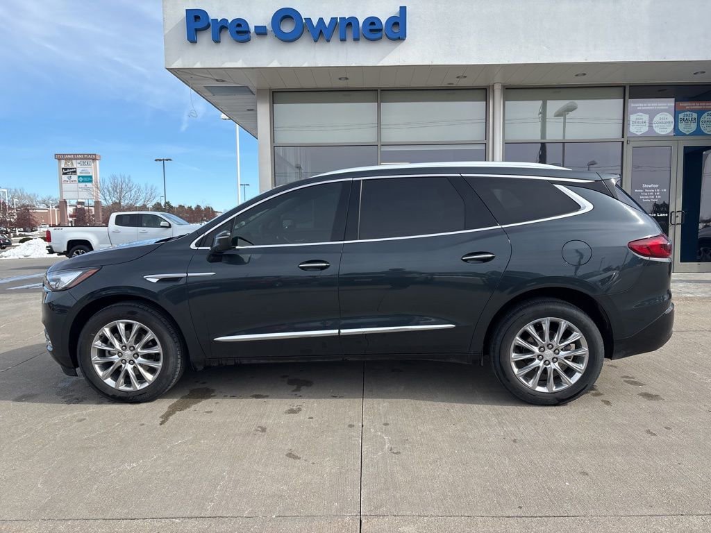 Used 2019 Buick Enclave Premium w/ Experience Buick Package image 6