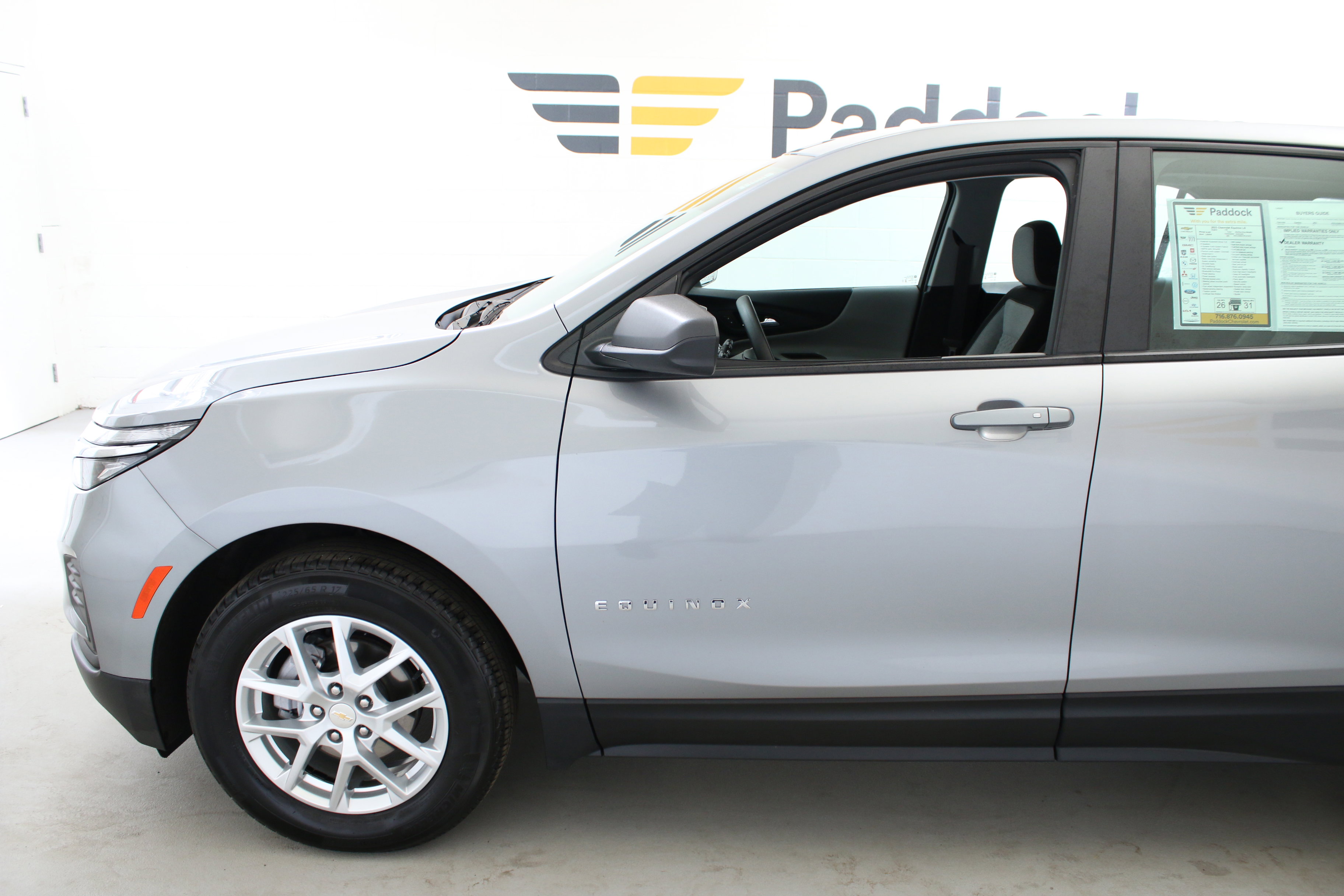 Used 2023 Chevrolet Equinox LS FWD image 4