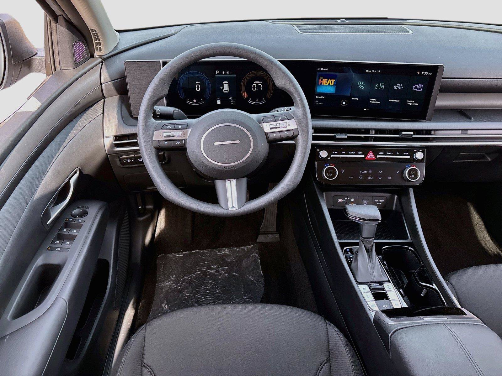 New 2026 Hyundai Tucson SEL AWD/4WD image 2