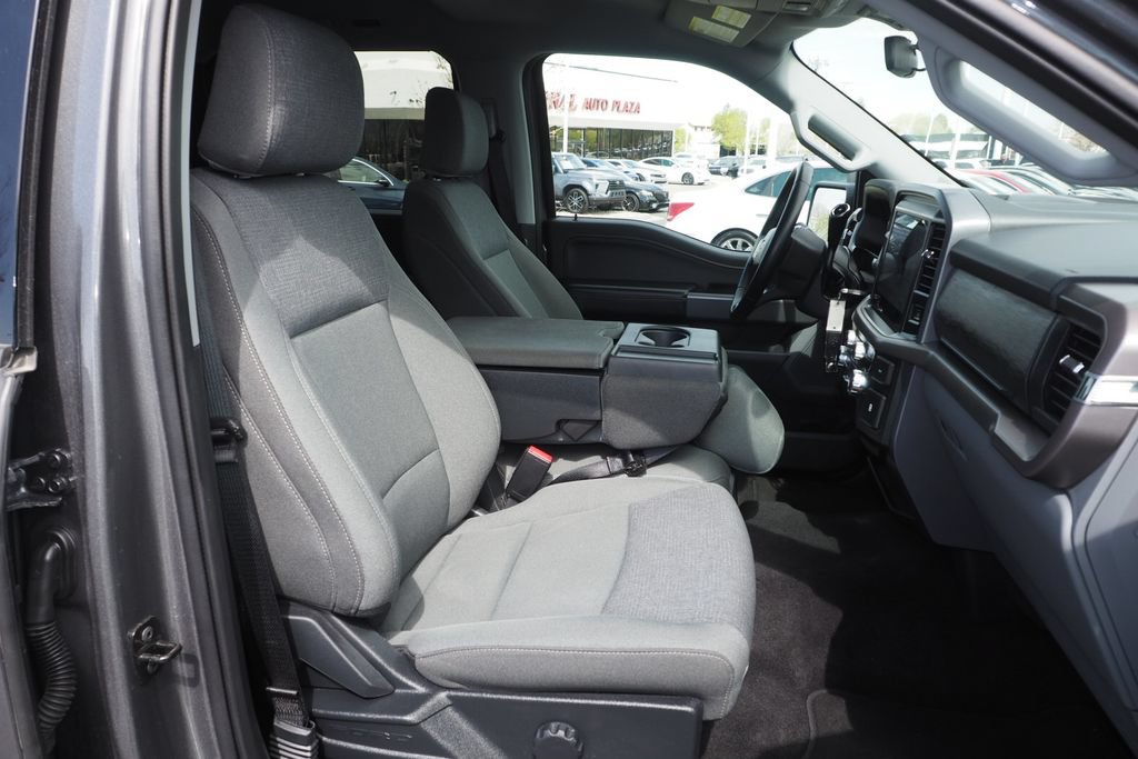 Used 2025 Ford F150 XLT w/ Equipment Group 301A Standard AWD/4WD image 21