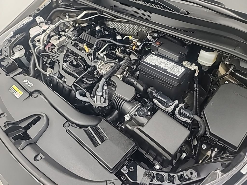 Used 2025 Toyota Corolla LE image 37
