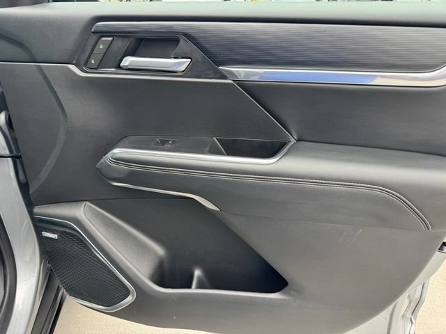 Certified 2025 GMC Acadia Elevation AWD/4WD image 7
