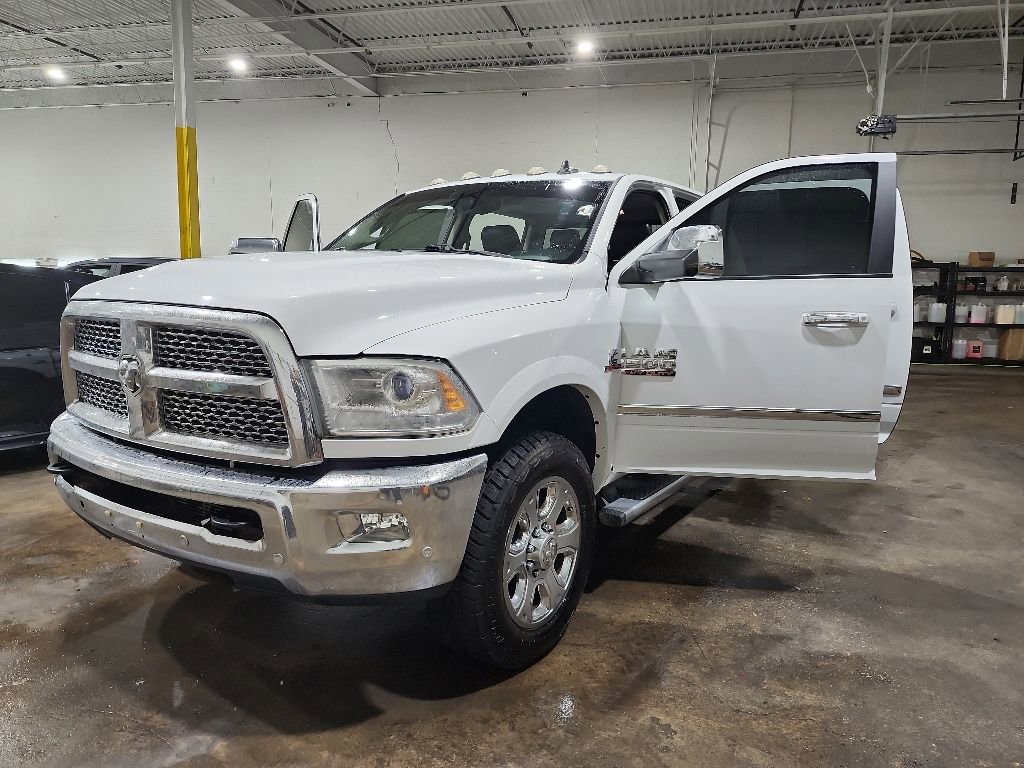Used 2017 RAM 2500 Laramie AWD/4WD image 30