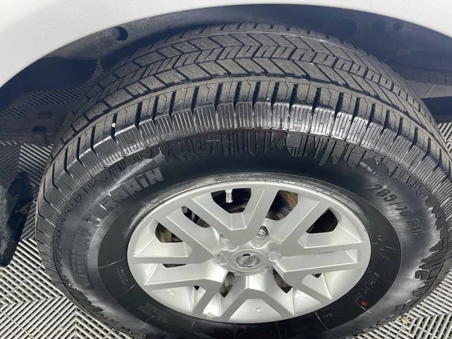 Used 2019 Nissan Frontier SV AWD/4WD image 29